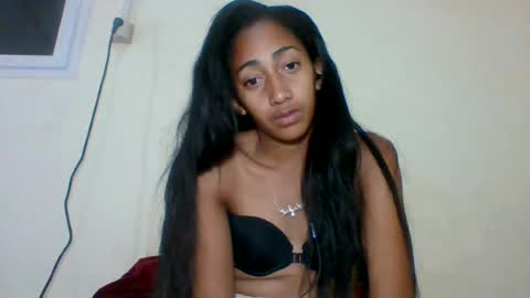 Snapshot of belle_annah chatting on July 14, 4:02 pm belle_annah online show from July 14, 4:02 pm