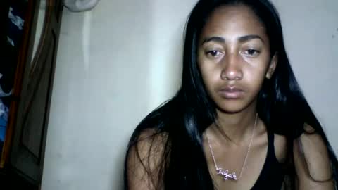 Snapshot of belle_annah chatting on July 27, 3:13 am belle_annah online show from July 27, 3:13 am