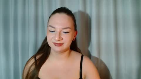 belle_fiesta online show from April 27, 10:30 pm