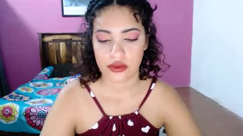 Snapshot of belle_katty000 chatting on November 20, 8:19 pm SOFIA online show from November 20, 8:19 pm