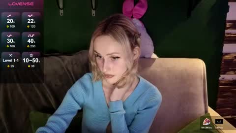 Belle online show from December 21, 4:58 pm