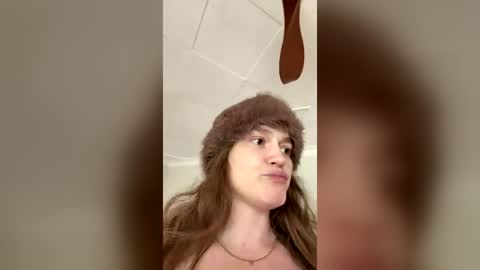 BELLE   online show from June 13, 4:32 am