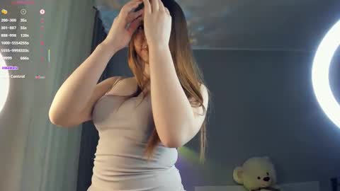 Bella online show from November 10, 6:18 pm