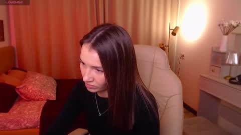 Snapshot of bellla_haddid chatting on November 21, 1:59 am Bella online show from November 21, 1:59 am