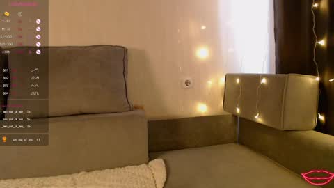 Snapshot of bellla_haddid chatting on June 2, 5:20 am Bella online show from June 2, 5:20 am
