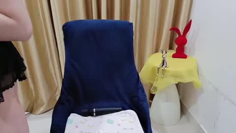 Belly online show from July 3, 1:34 am