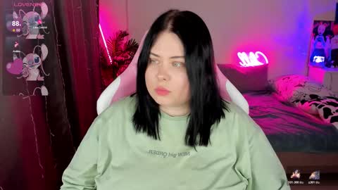 LinaBoo online show from November 19, 6:52 pm