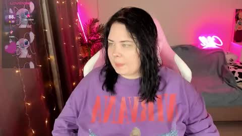 LinaBoo online show from November 23, 5:24 pm