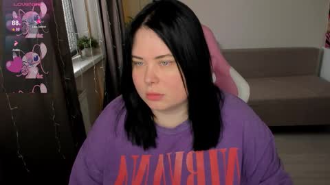 LinaBoo online show from December 1, 7:02 am