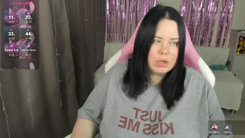 LinaBoo online show from May 13, 7:39 am