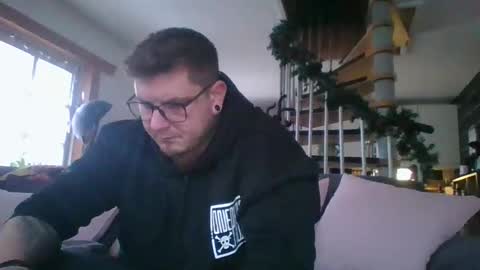 Snapshot of ben_big69 chatting on December 30, 8:54 am ben_big69 online show from December 30, 8:54 am