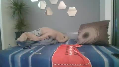 Snapshot of benbare13 chatting on February 4, 6:38 pm benbare13 online show from February 4, 6:38 pm