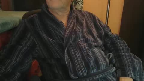 bendrinkin online show from December 15, 10:19 am