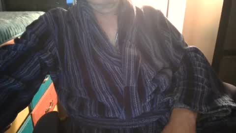 Snapshot of bendrinkin chatting on June 15, 9:00 am bendrinkin online show from June 15, 9:00 am