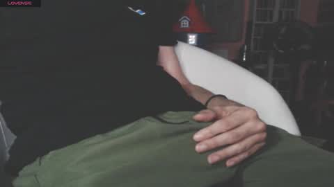 Snapshot of benijamin chatting on September 30, 9:53 pm benijamin online show from September 30, 9:53 pm