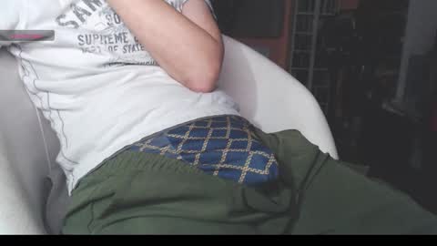 Snapshot of benijamin chatting on January 14, 11:09 pm benijamin online show from January 14, 11:09 pm