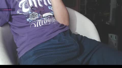 Snapshot of benijamin chatting on March 8, 9:40 pm benijamin online show from March 8, 9:40 pm