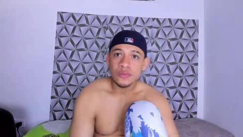 Benjamin online show from May 8, 7:08 pm