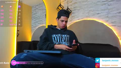 Snapshot of benjamin_more chatting on September 19, 11:33 am BENJAMIN online show from September 19, 11:33 am