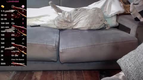 benjamincooperk online show from October 2, 6:53 am