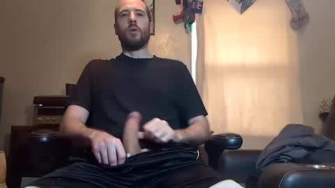 Snapshot of benjammin11311 chatting on February 6, 3:09 pm Benjammin online show from February 6, 3:09 pm