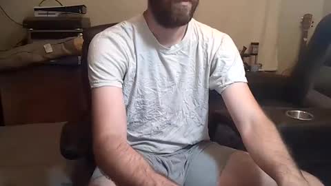 Snapshot of benjammin11311 chatting on October 6, 10:56 am Benjammin online show from October 6, 10:56 am