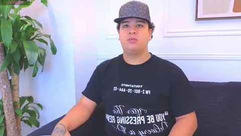 bennett_alejoo online show from February 17, 6:47 pm