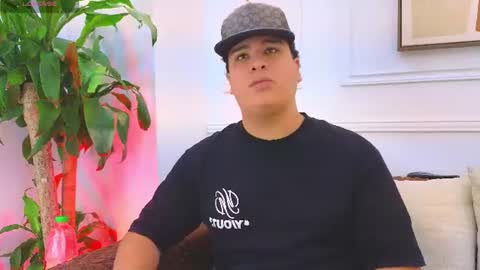 bennett_alejoo online show from June 22, 6:27 pm