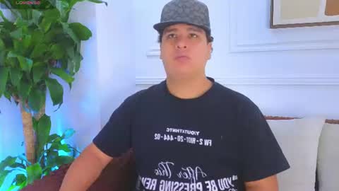 bennett_alejoo online show from July 21, 6:43 pm