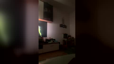 bennizumbe90 online show from May 11, 7:22 pm
