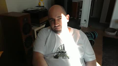 Snapshot of bennn54 chatting on February 23, 12:16 pm Ben online show from February 23, 12:16 pm