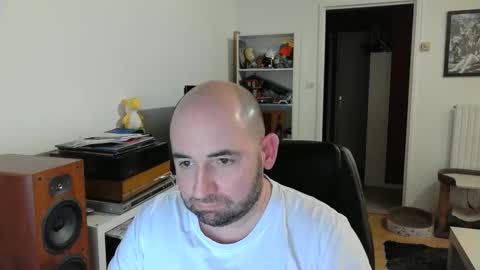 Snapshot of bennn54 chatting on February 24, 6:15 pm Ben online show from February 24, 6:15 pm