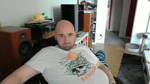 Snapshot of bennn54 chatting on March 8, 10:00 am Ben online show from March 8, 10:00 am