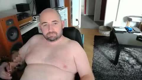 Snapshot of bennn54 chatting on October 4, 10:24 am Ben online show from October 4, 10:24 am