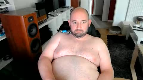 Snapshot of bennn54 chatting on May 24, 3:17 pm Ben online show from May 24, 3:17 pm