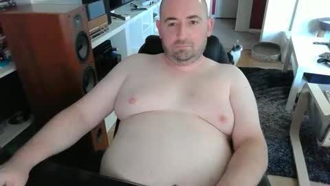 Snapshot of bennn54 chatting on May 28, 8:22 am Ben online show from May 28, 8:22 am
