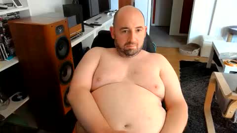 Snapshot of bennn54 chatting on June 7, 1:59 pm Ben online show from June 7, 1:59 pm