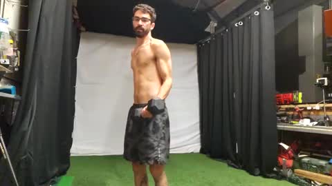 benny_boy95 online show from September 8, 2:16 pm