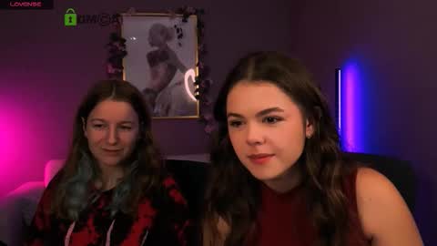 Snapshot of benny_duglas chatting on December 19, 10:33 am Benny online show from December 19, 10:33 am