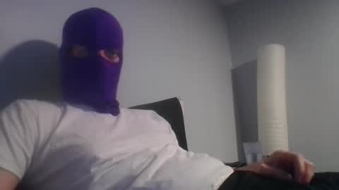 Snapshot of bennybueno chatting on May 27, 4:09 am bennybueno online show from May 27, 4:09 am