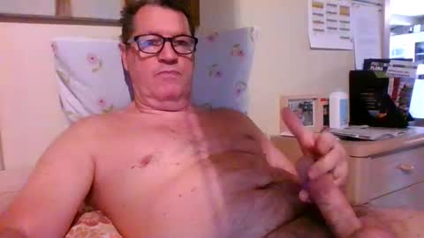 bennybutterfly007 online show from March 10, 8:48 am