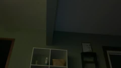 Snapshot of bennymn chatting on May 2, 3:00 am benny and innocentvixon online show from May 2, 3:00 am