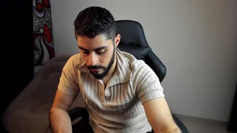 Snapshot of benpatrick69 chatting on January 21, 8:43 pm ben online show from January 21, 8:43 pm