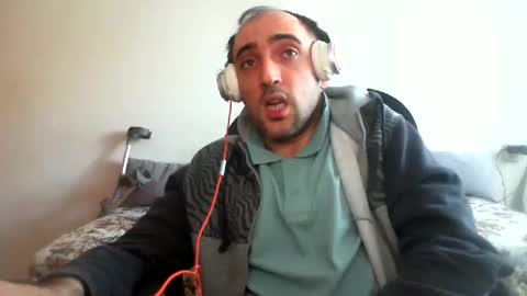 Snapshot of bentish chatting on December 31, 10:26 am bentish online show from December 31, 10:26 am