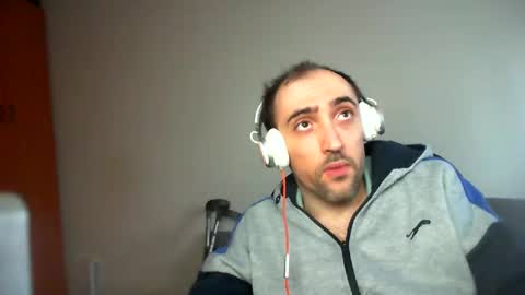 Snapshot of bentish chatting on January 27, 2:35 pm bentish online show from January 27, 2:35 pm