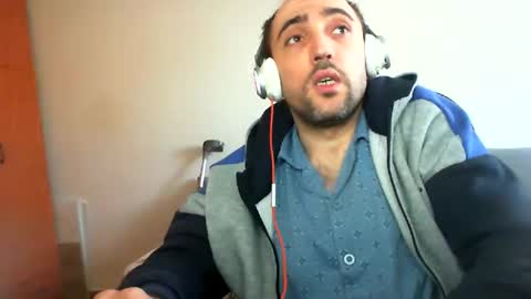 Snapshot of bentish chatting on January 29, 11:20 am bentish online show from January 29, 11:20 am