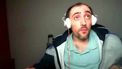 Snapshot of bentish chatting on February 10, 3:32 pm bentish online show from February 10, 3:32 pm