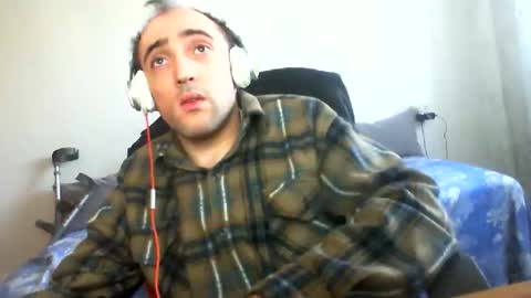 bentish online show from December 18, 8:31 am