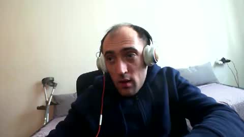 bentish online show from February 26, 1:10 pm