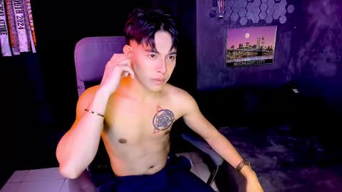 Snapshot of bentlyfuck chatting on December 27, 4:32 pm bentlyfuck online show from December 27, 4:32 pm